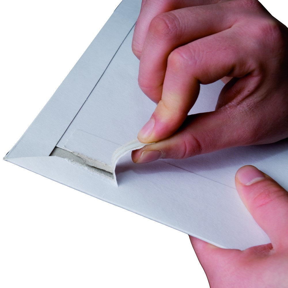 Versandtasche aus Vollpappe B4, 285x365x-50mm sk m. Aufreißfaden, weiß, var. Höhe